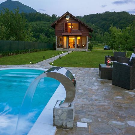 Casa Dellˇ Amore Villa Bihac Exterior photo