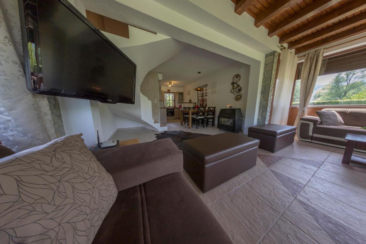 Casa Dellˇ Amore Villa Bihac Exterior photo