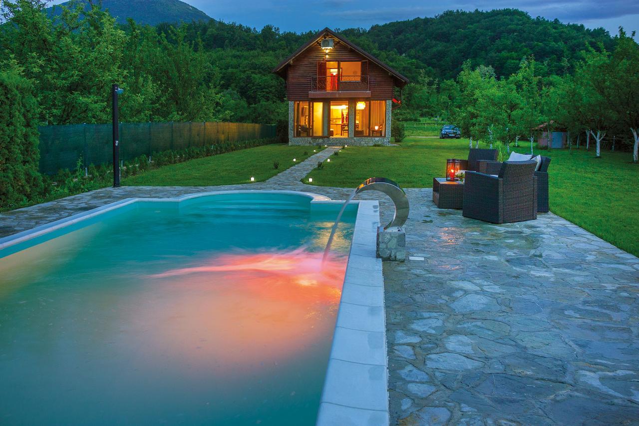 Casa Dellˇ Amore Villa Bihac Exterior photo
