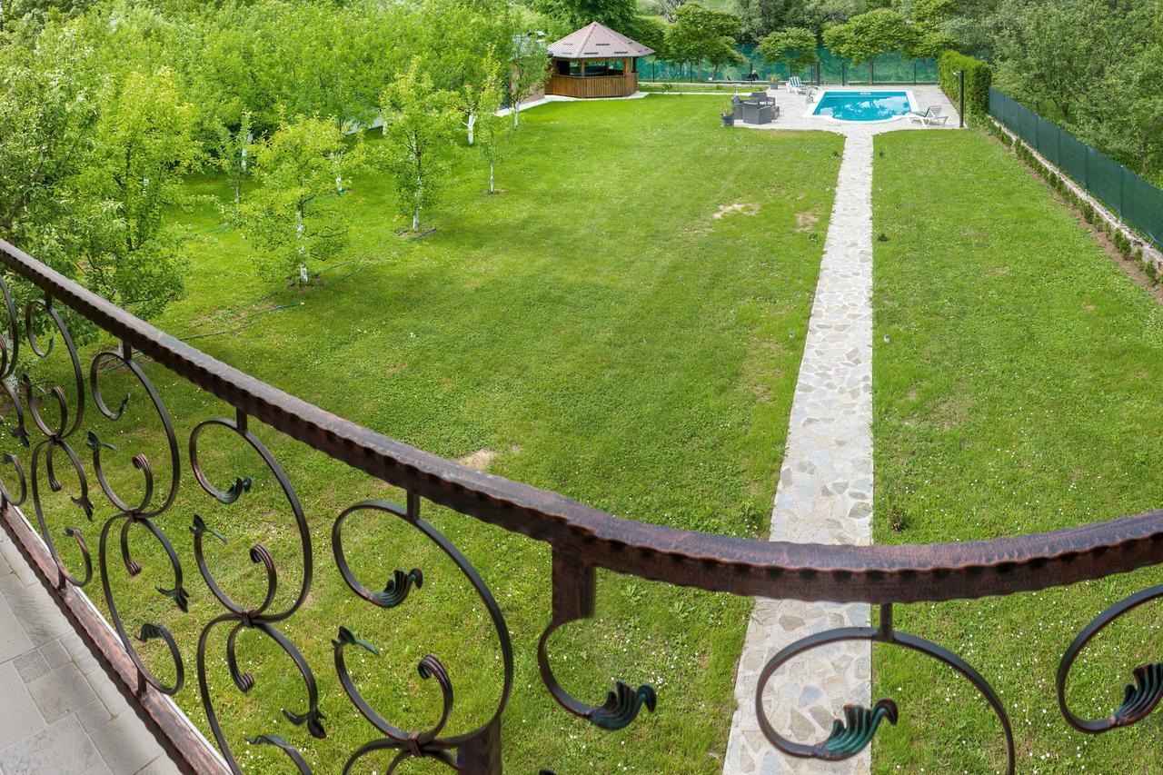 Casa Dellˇ Amore Villa Bihac Exterior photo